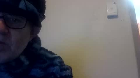 happydick69a online show from October 14, 3:02 pm