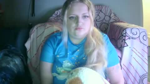 Snapshot of happyhappy2306 chatting on January 7, 11:56 pm L online show from January 7, 11:56 pm