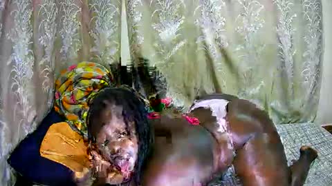 happysonia online show from March 22, 1:53 am