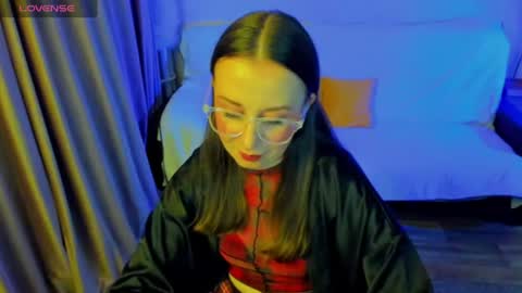 Stephanie online show from July 15, 6:46 pm