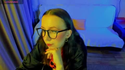 Stephanie online show from July 16, 8:48 pm