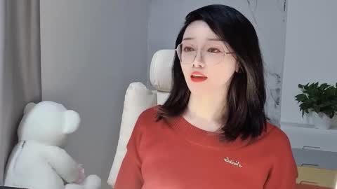 Snapshot of happysweetie168 chatting on March 7, 2:56 pm Daisy online show from March 7, 2:56 pm