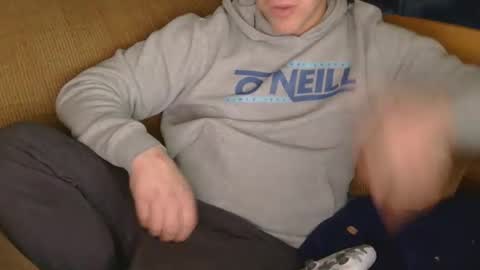 Snapshot of hard14utosuck chatting on January 10, 2:57 am cummmmmm online show from January 10, 2:57 am