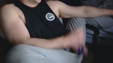 Snapshot of hard14utosuck chatting on February 6, 5:03 am cummmmmm online show from February 6, 5:03 am