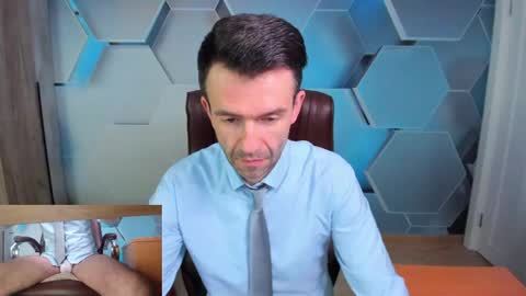 Steve online show from May 10, 3:12 am