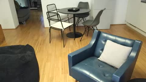 Chris online show from April 19, 5:12 pm