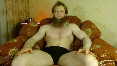 Snapshot of hardandripped chatting on November 20, 5:07 am Valentino Hard online show from November 20, 5:07 am