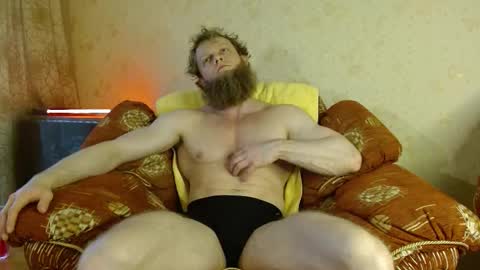 Snapshot of hardandripped chatting on December 3, 8:00 am Valentino Hard online show from December 3, 8:00 am