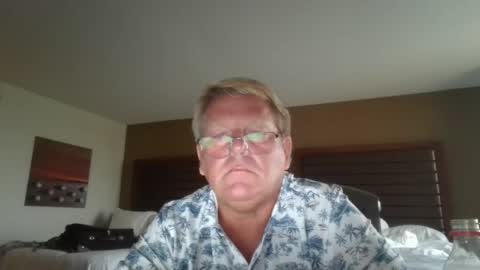 Steele and Cassie online show from July 31, 12:10 am
