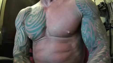 hardbody205a online show from December 1, 10:32 pm