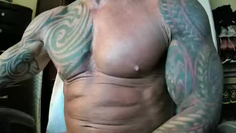 hardbody205a online show from May 23, 8:35 pm
