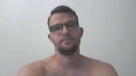 hardboylovemilfmoom online show from July 12, 12:18 pm