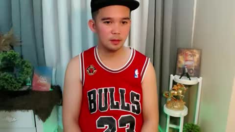 Snapshot of hardcock_jingo chatting on April 7, 12:27 pm hardcock_jingo online show from April 7, 12:27 pm