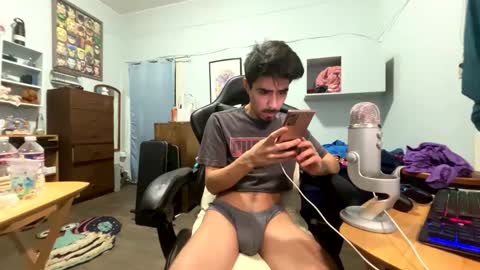 harddmikee online show from February 16, 1:46 am