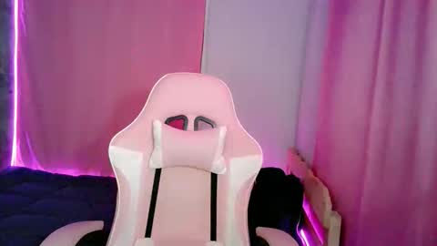 mj online show from February 21, 10:38 am