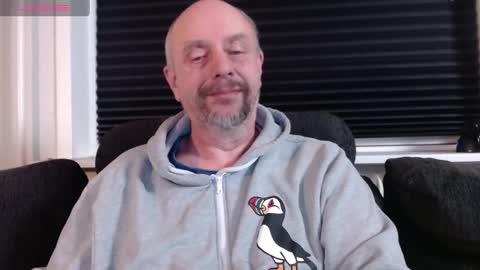 Snapshot of hardmrlazy chatting on February 11, 5:40 pm MrLazy online show from February 11, 5:40 pm