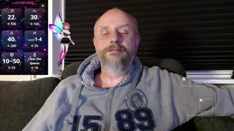 Snapshot of hardmrlazy chatting on October 13, 6:08 pm MrLazy online show from October 13, 6:08 pm