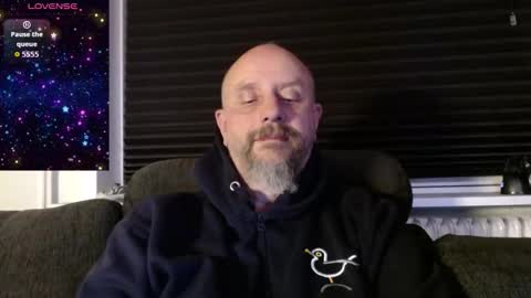 Snapshot of hardmrlazy chatting on November 3, 7:04 pm MrLazy online show from November 3, 7:04 pm