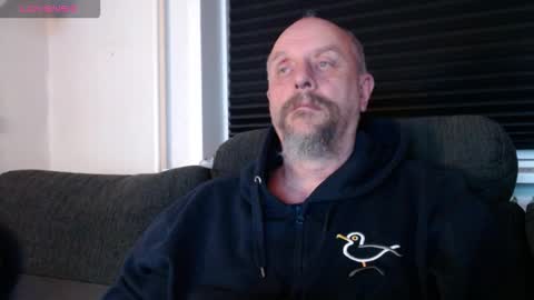 Snapshot of hardmrlazy chatting on November 29, 6:00 pm MrLazy online show from November 29, 6:00 pm