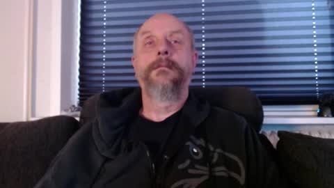 Snapshot of hardmrlazy chatting on December 15, 10:30 am MrLazy online show from December 15, 10:30 am