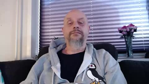 Snapshot of hardmrlazy chatting on January 10, 1:57 pm MrLazy online show from January 10, 1:57 pm