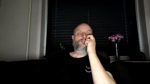 MrLazy online show from April 9, 6:24 pm