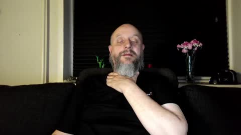 MrLazy online show from April 18, 3:32 am