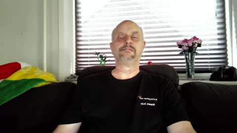 MrLazy online show from June 2, 4:20 pm