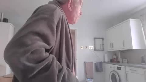 Snapshot of hardon4u123456789 chatting on November 6, 11:00 am hardon4u123456789 online show from November 6, 11:00 am