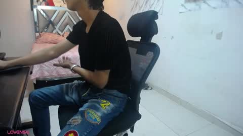 Snapshot of hardsexlove08 chatting on May 20, 1:56 am Andres Dean online show from May 20, 1:56 am