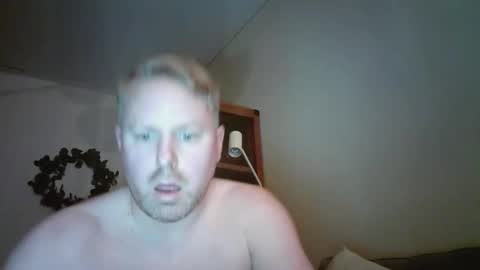 hardswedishboy online show from March 30, 8:32 pm