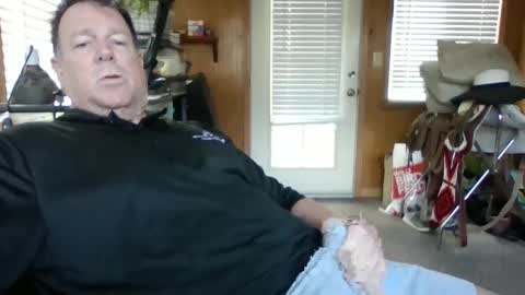 Snapshot of hardsweetandsticky chatting on March 6, 6:05 pm HSS online show from March 6, 6:05 pm