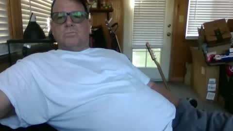 Snapshot of hardsweetandsticky chatting on November 2, 10:34 pm HSS online show from November 2, 10:34 pm