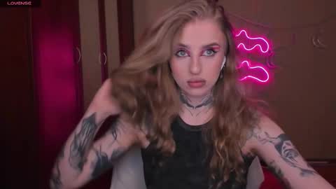 Snapshot of harley_kimm chatting on February 9, 5:40 am Julia online show from February 9, 5:40 am