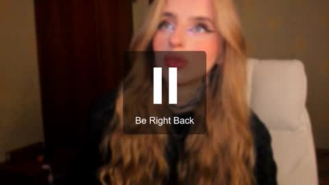 Snapshot of harley_kimm chatting on October 29, 6:04 am Julia online show from October 29, 6:04 am