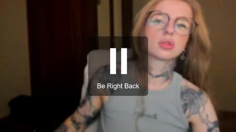 Snapshot of harley_kimm chatting on November 28, 5:21 am Julia online show from November 28, 5:21 am