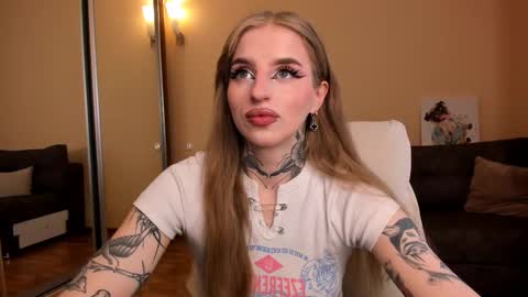 Julia online show from March 16, 6:28 am