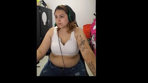 Snapshot of harley_lux28 chatting on January 15, 10:02 pm Harley online show from January 15, 10:02 pm