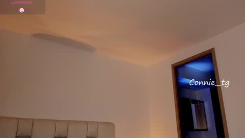 Snapshot of harley_sweett chatting on January 13, 1:56 am online show from January 13, 1:56 am