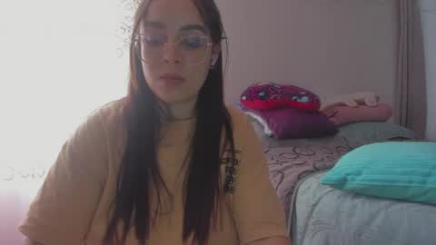 Snapshot of harleynapier chatting on April 20, 8:32 pm Natii online show from April 20, 8:32 pm