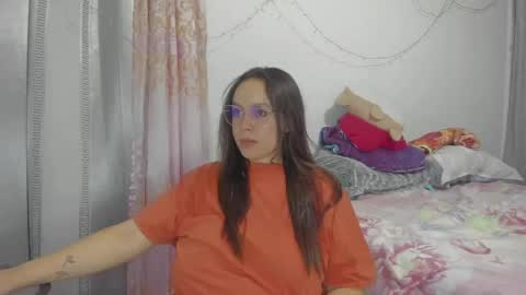 Snapshot of harleynapier chatting on May 29, 11:36 pm Natii online show from May 29, 11:36 pm
