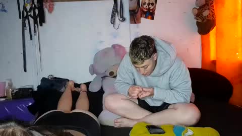 Snapshot of harly_jocker chatting on February 6, 8:56 pm online show from February 6, 8:56 pm