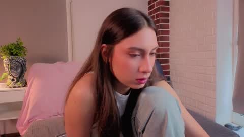 Snapshot of harmonytisor chatting on October 15, 7:41 am Josie online show from October 15, 7:41 am
