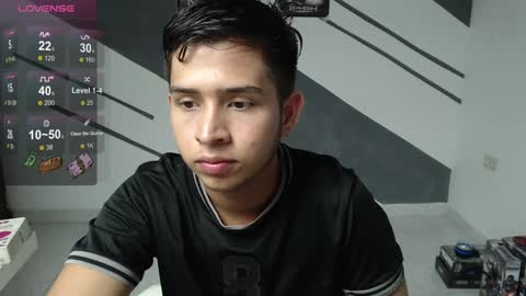 harold_18_ online show from December 3, 9:23 pm