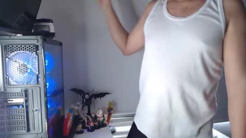 harold_18_ online show from September 15, 7:14 pm