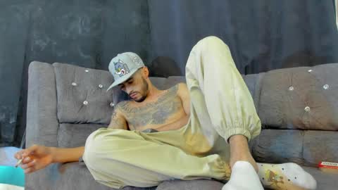 harold_999 online show from April 1, 12:50 pm