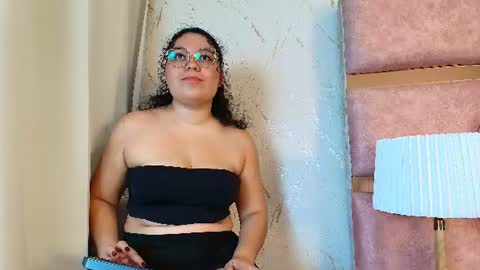 Snapshot of harper_morgan chatting on July 9, 7:51 pm harper online show from July 9, 7:51 pm