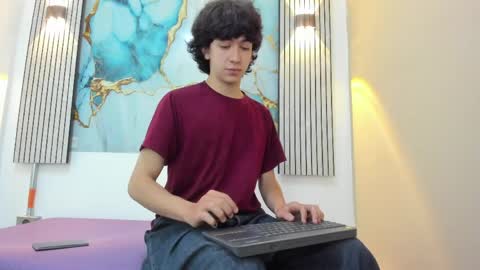 HARRY online show from March 30, 3:13 pm