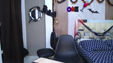 Snapshot of harry_jhonsonn chatting on October 31, 6:53 pm Harry online show from October 31, 6:53 pm