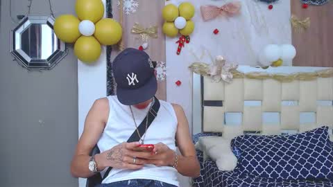 Snapshot of harry_jhonsonn chatting on November 25, 9:48 pm Harry online show from November 25, 9:48 pm